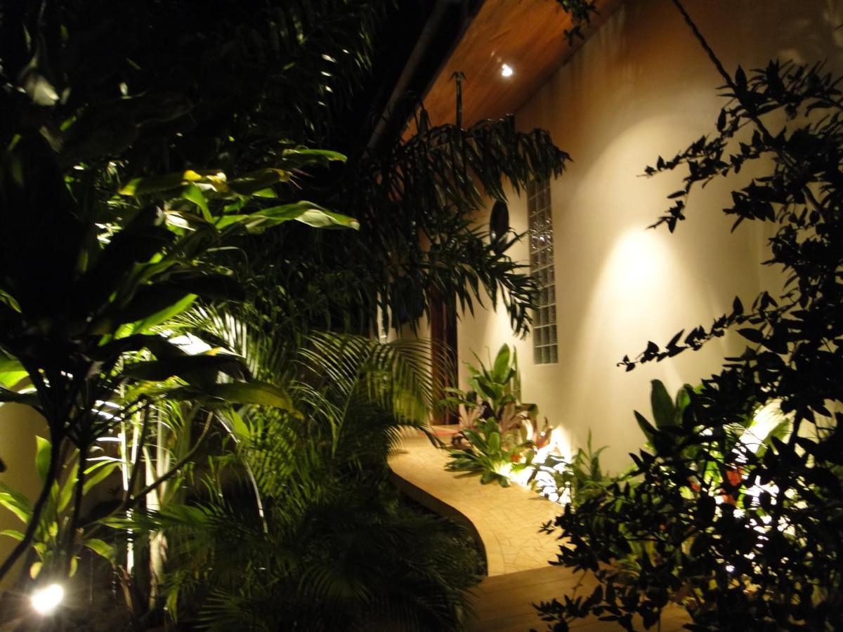 Ocean Breeze Villa Tevaitoa ภายนอก รูปภาพ
